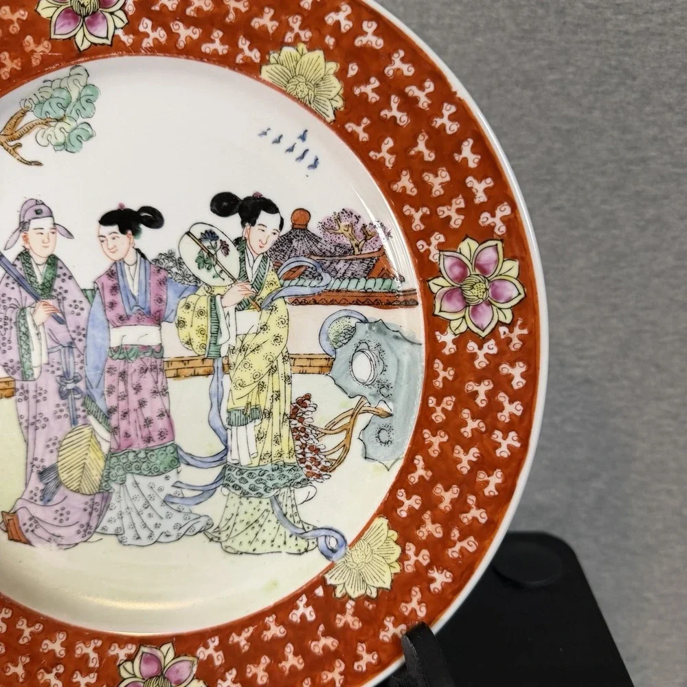 Chinese Famille Rose Porcelain Plate Hand Painted Garden Court Figures 10